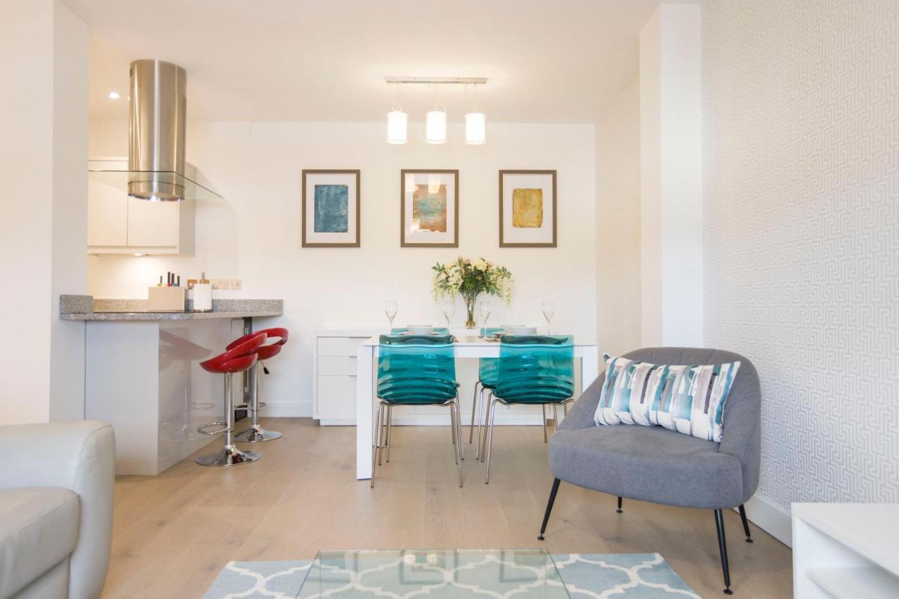 Urban Living'S ~ King Edward Luxury Apartments In The Heart Of Уиндзор Екстериор снимка
