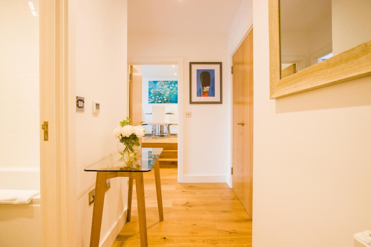 Urban Living'S ~ King Edward Luxury Apartments In The Heart Of Уиндзор Екстериор снимка