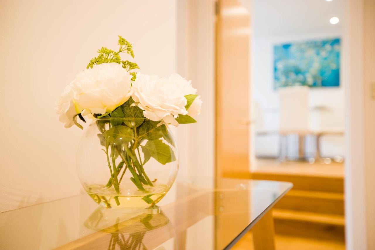 Urban Living'S ~ King Edward Luxury Apartments In The Heart Of Уиндзор Екстериор снимка